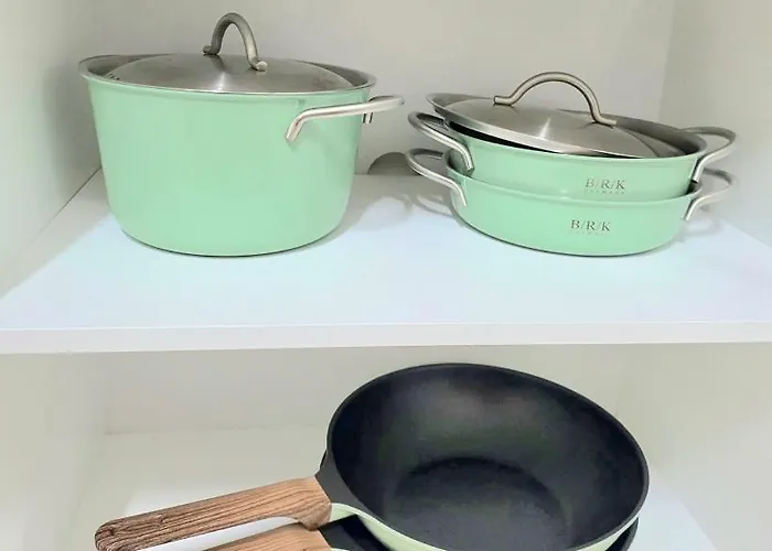 Apartment 서울 햇살 가득한집 *