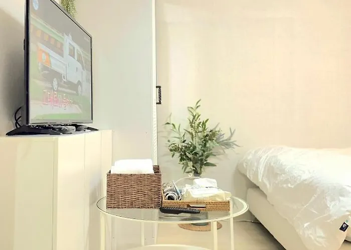Apartment 서울 햇살 가득한집
